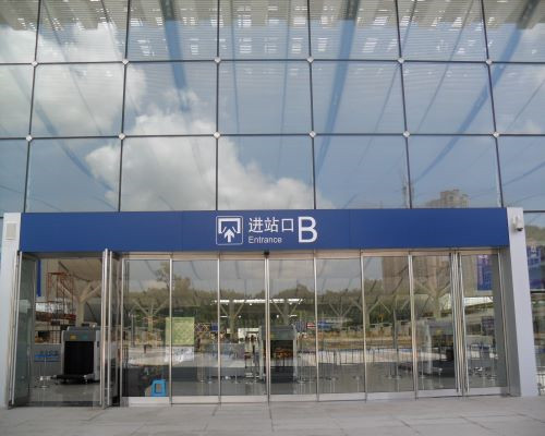 机场玻璃污的91视频APP